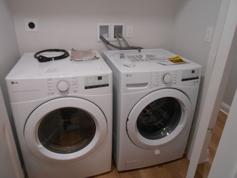 Tiny photo for 50 Greenhouse Road #42B, Bridgeport, CT 06606 (MLS # 24145085)