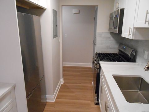 Tiny photo for 50 Greenhouse Road #42B, Bridgeport, CT 06606 (MLS # 24145085)