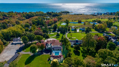 Photo for 345 Vineyard Point Road