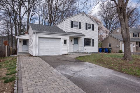 51 Shadow Lane, West Hartford, CT 06110 - #: 24086928
