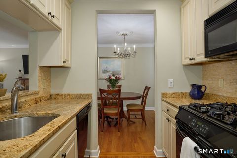 Tiny photo for 6 Hollyberry Lane #6, Ridgefield, CT 06877 (MLS # 24179609)