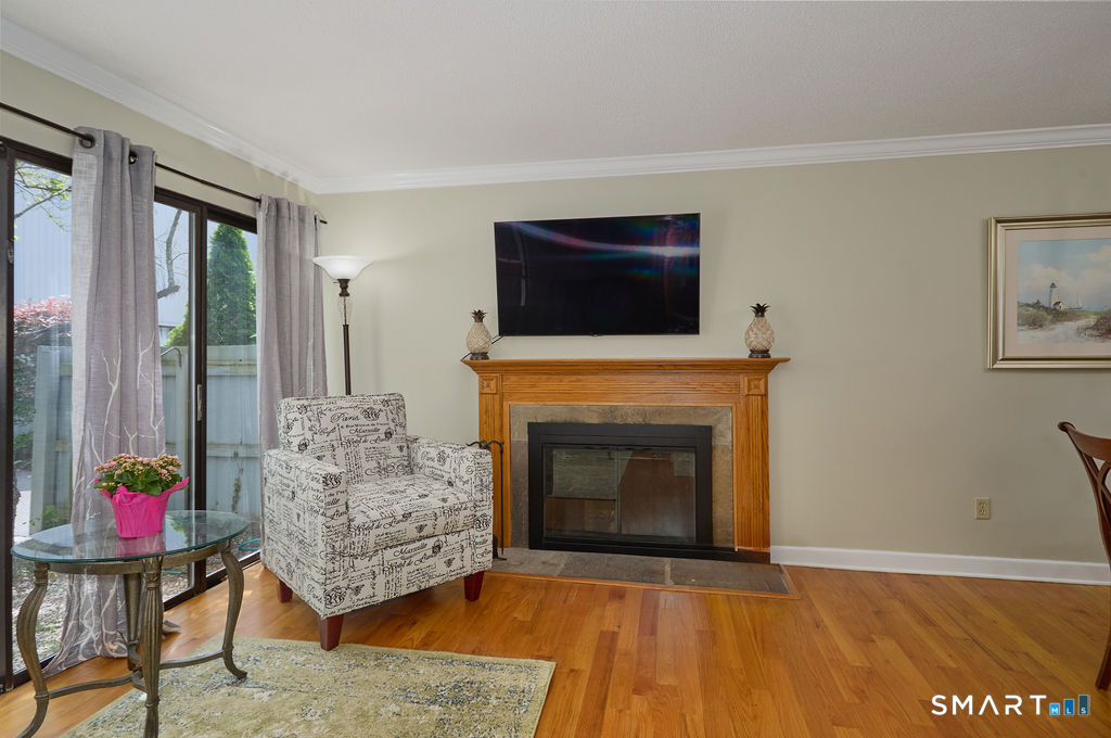 6 Hollyberry Lane 6