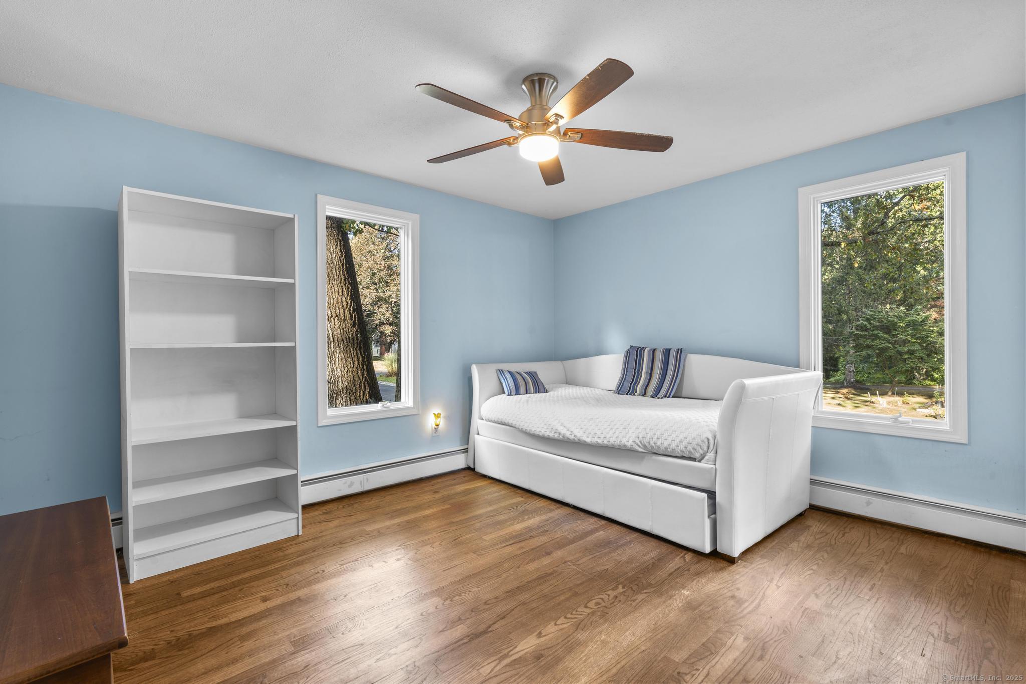 Glastonbury, Connecticut 06073, United States, 3 Bedrooms Bedrooms, ,3 BathroomsBathrooms,Residential,Active,228386