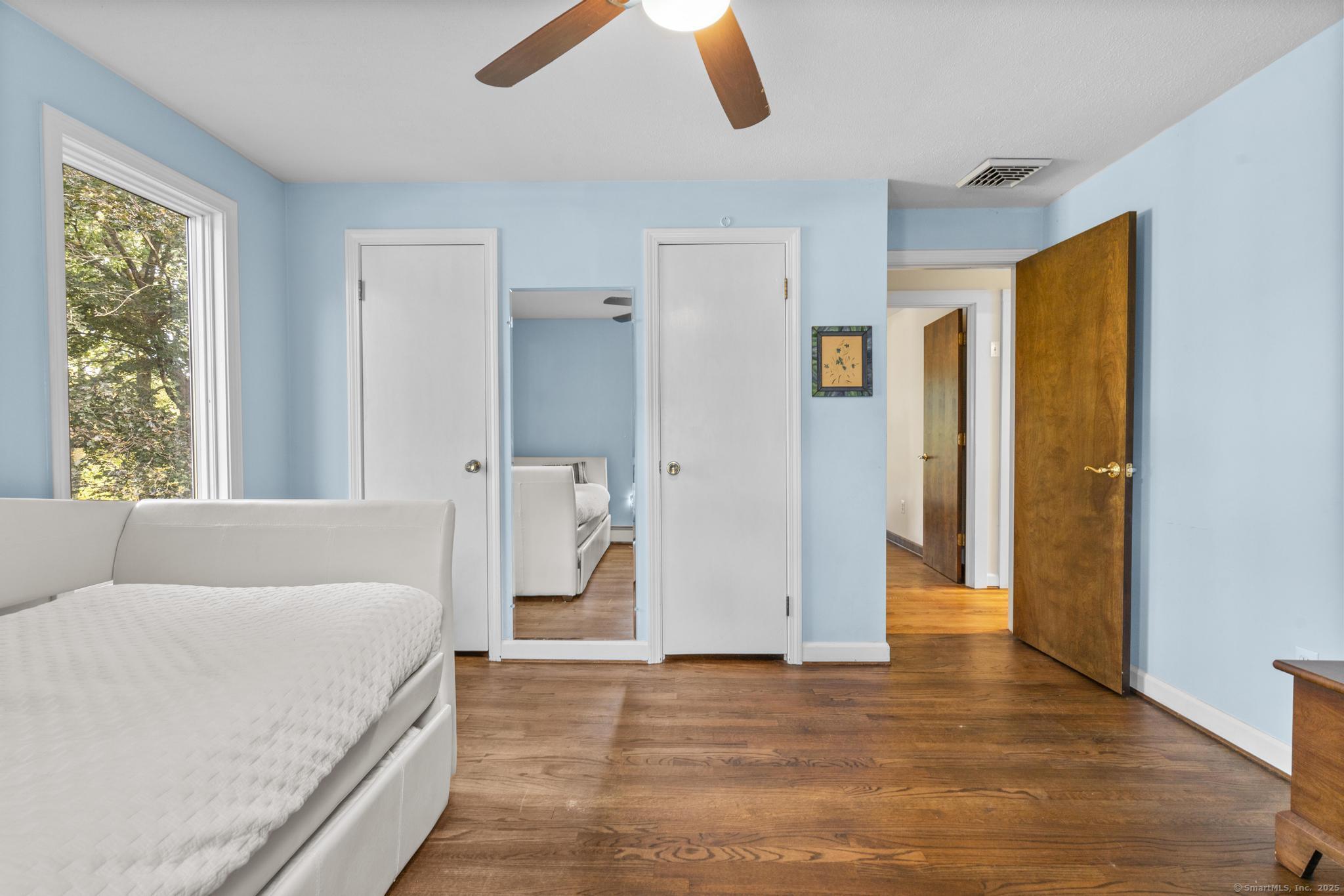 Glastonbury, Connecticut 06073, United States, 3 Bedrooms Bedrooms, ,3 BathroomsBathrooms,Residential,Active,228386