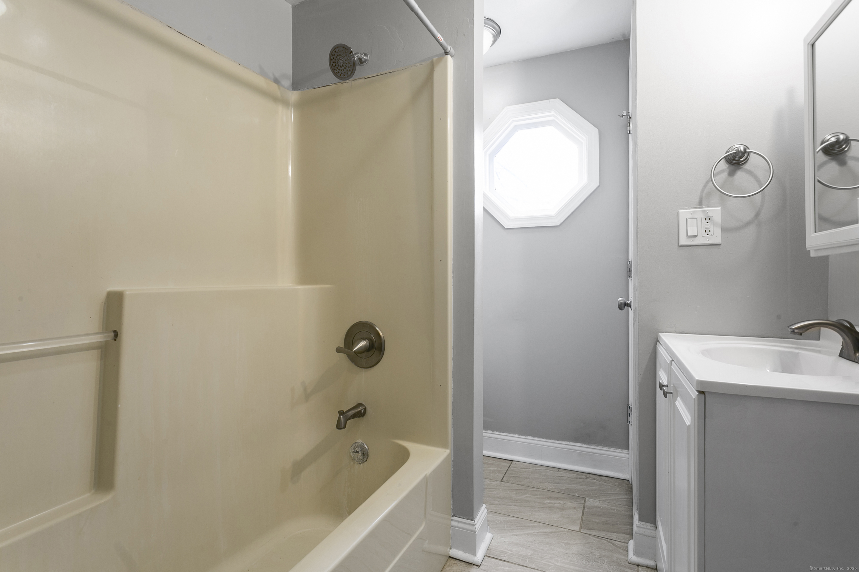 280 Pilgrim Road, Bridgeport, Connecticut image 12