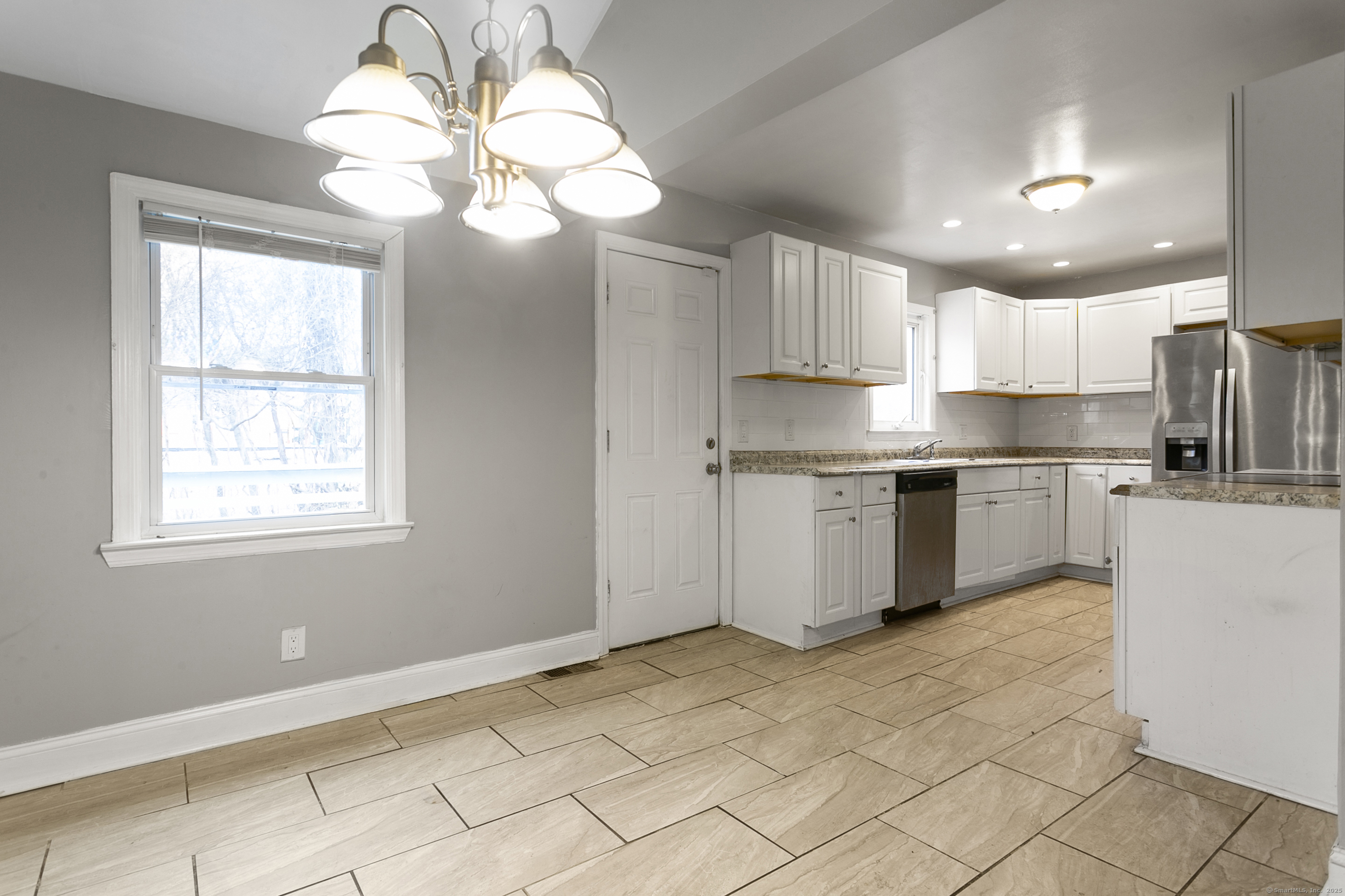 280 Pilgrim Road, Bridgeport, Connecticut image 11