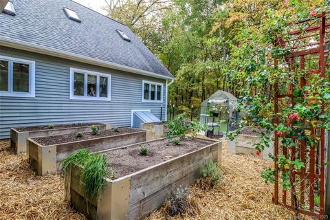 A home in New Milford