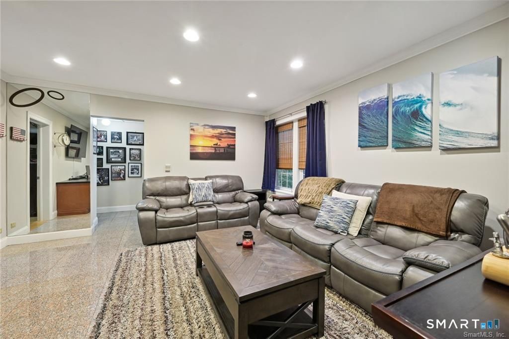 Photo of 833 Summer Street #2E, Stamford, CT 06901 (MLS # 24164255)