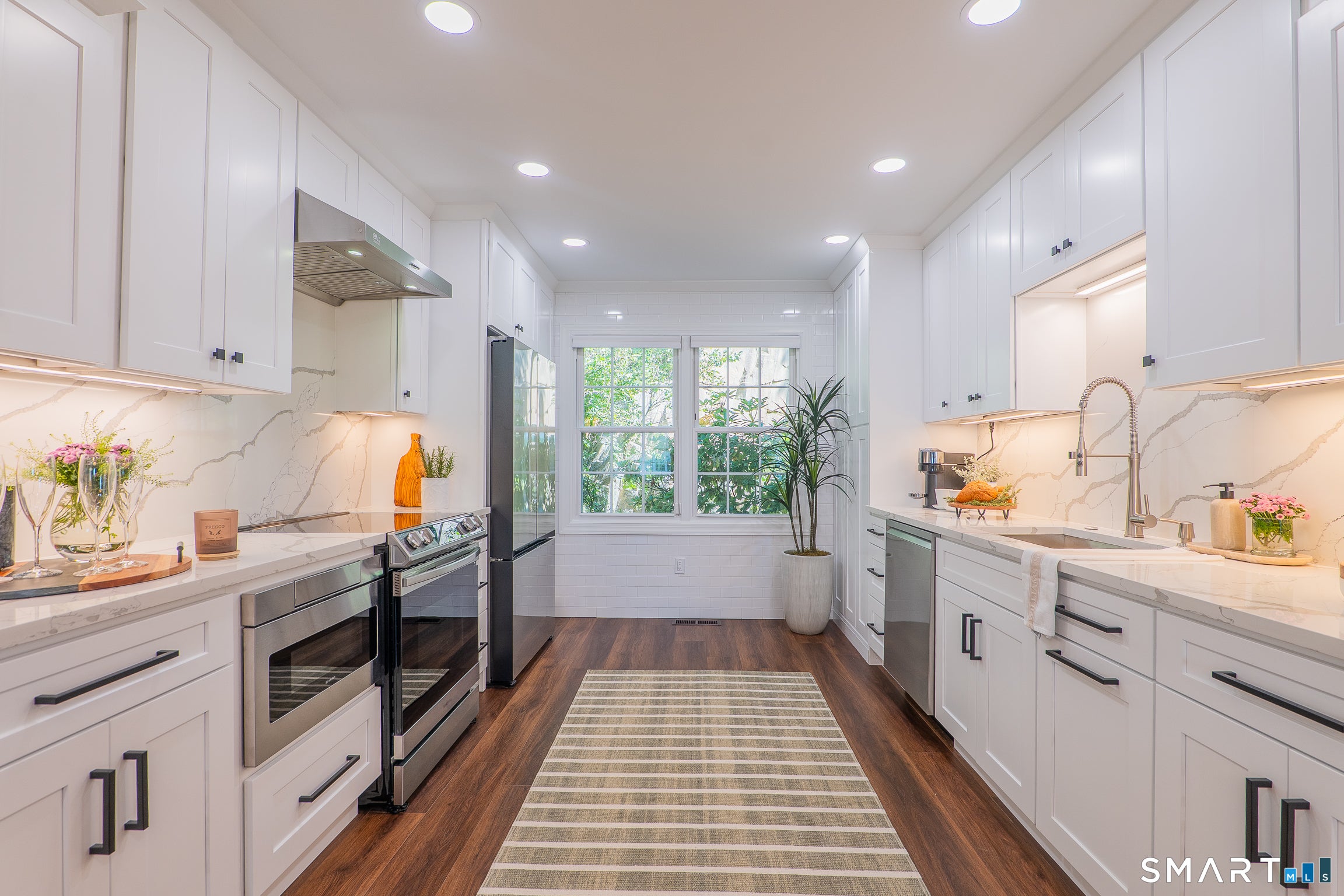 55 Mill Plain Road 28-6