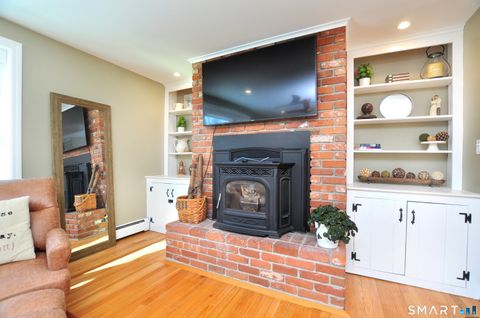 Tiny photo for 21 North Drive, Simsbury, CT 06070 (MLS # 24152406)