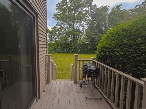 Tiny photo for 20 Greenbriar Drive #APT H, Farmington, CT 06032 (MLS # 24108594)