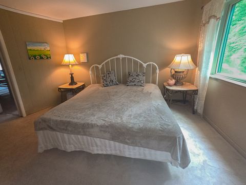 Tiny photo for 20 Greenbriar Drive #APT H, Farmington, CT 06032 (MLS # 24108594)