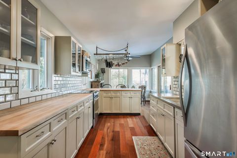 Tiny photo for 31 Splitrock Road, Norwalk, CT 06854 (MLS # 24154079)