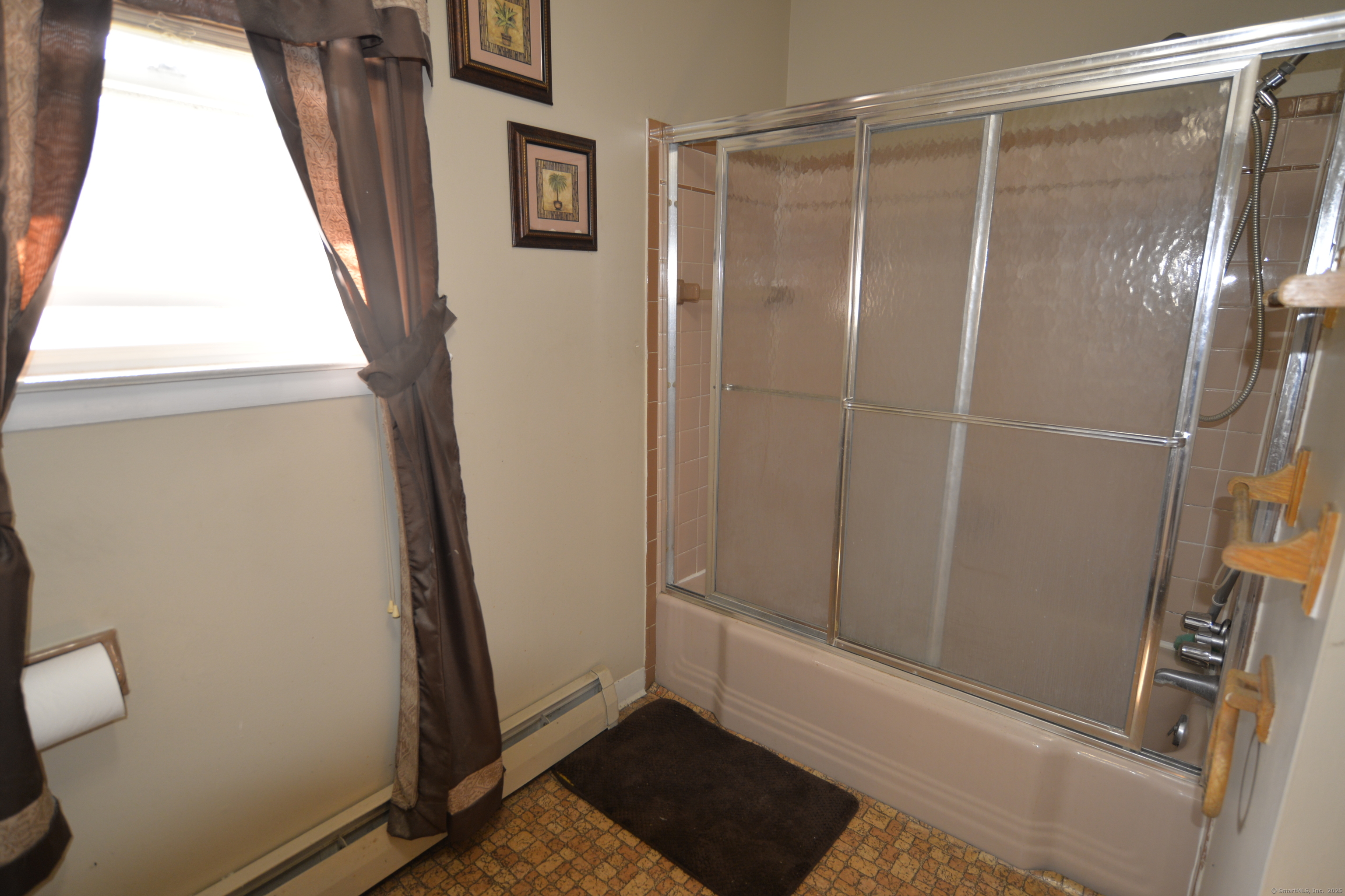 886 Woodtick Road, Waterbury, Connecticut image 13