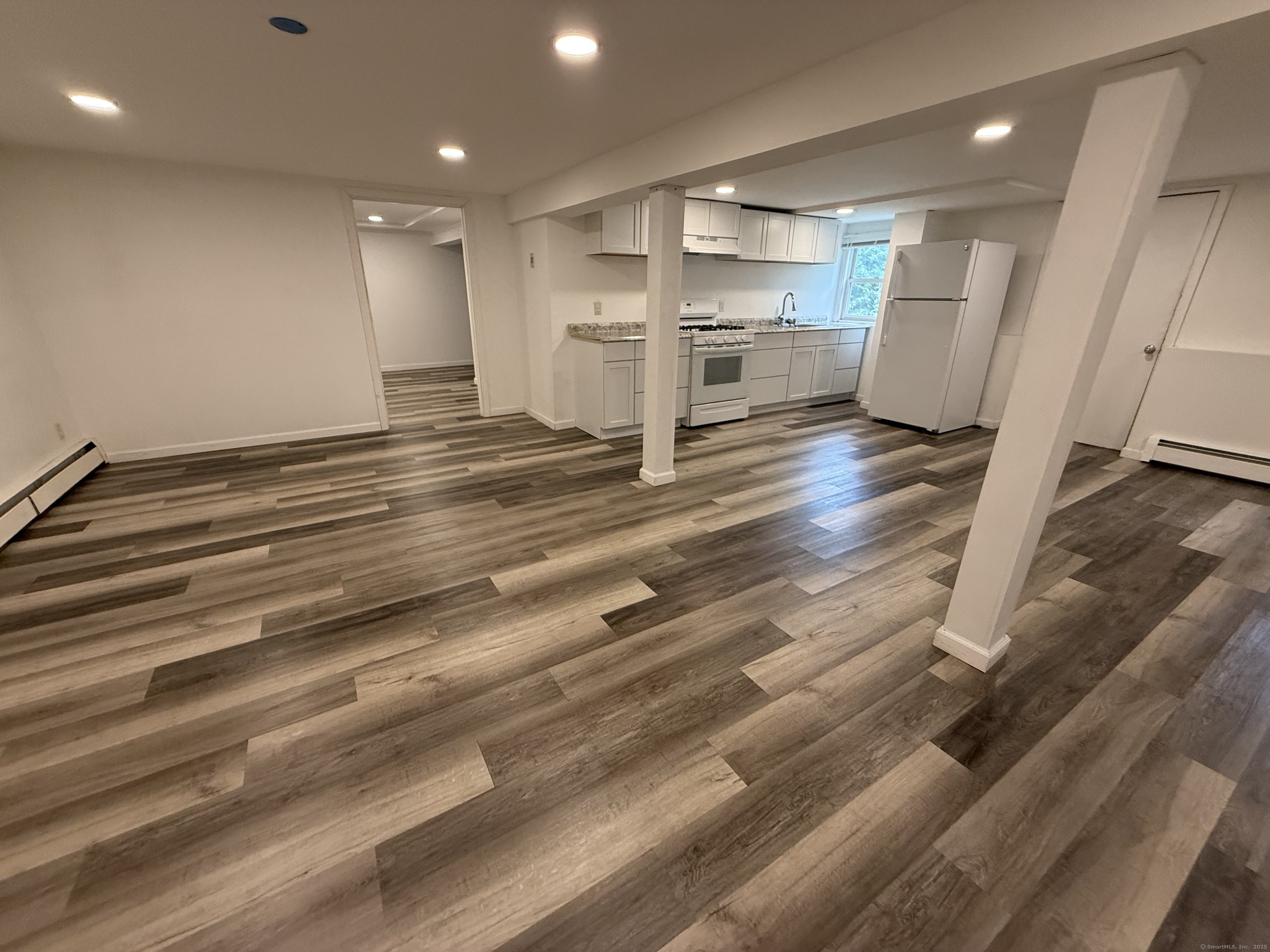 New Britain, Connecticut 06053, United States, 3 Bedrooms Bedrooms, ,2 BathroomsBathrooms,Residential,Active,129255