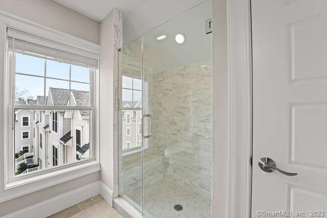 Photo 16 of 38 of 115 Colonial Road 55 townhome