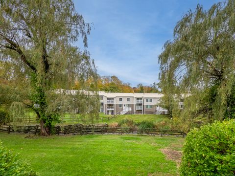 Tiny photo for 20 Olcott Way #20, Ridgefield, CT 06877 (MLS # 24133573)