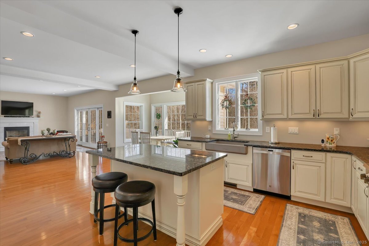 396 Watertown Road, Middlebury, Connecticut image 7