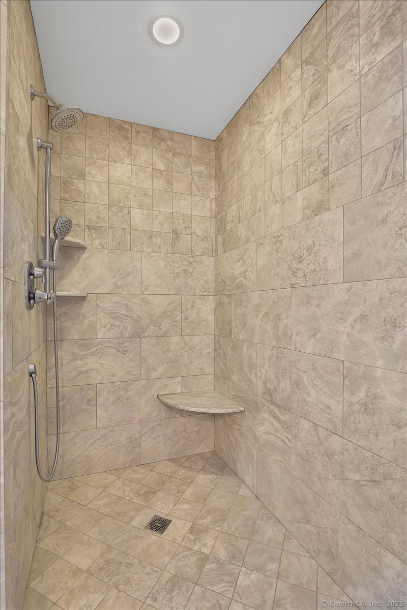 396 Watertown Road, Middlebury, Connecticut image 23