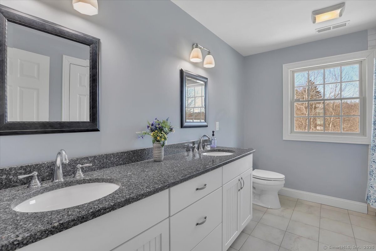 396 Watertown Road, Middlebury, Connecticut image 25