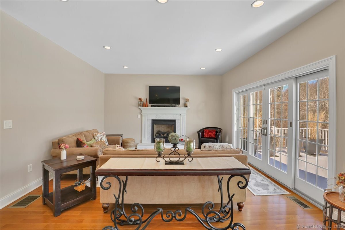 396 Watertown Road, Middlebury, Connecticut image 13