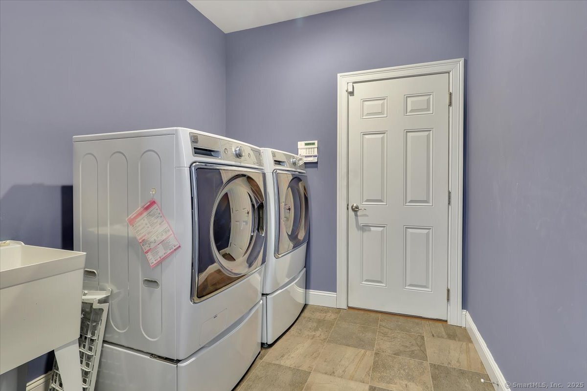396 Watertown Road, Middlebury, Connecticut image 17