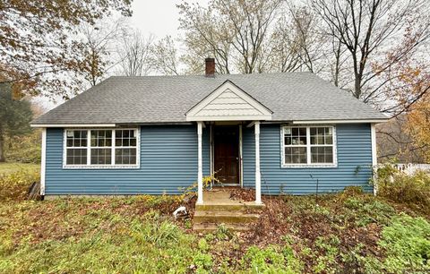 Photo of 6 Scott Road, Plymouth, CT 06786 (MLS # 24138210)