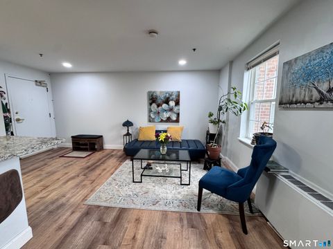 Tiny photo for 59 Courtland Avenue #APT 3B, Stamford, CT 06902 (MLS # 24157387)