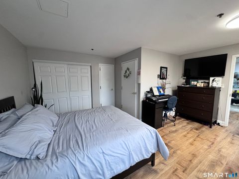 Tiny photo for 59 Courtland Avenue #APT 3B, Stamford, CT 06902 (MLS # 24157387)