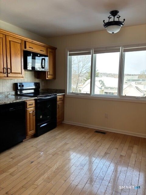 Tiny photo for 12 Boulevard Drive #15-102, Danbury, CT 06810 (MLS # 24153126)