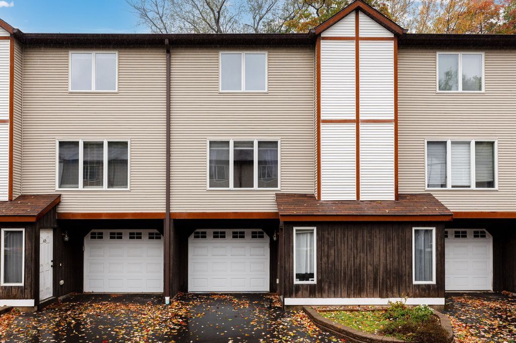 Photo of 97 Dallas Avenue #APT A4, Plainville, CT 06062 (MLS # 24133541)
