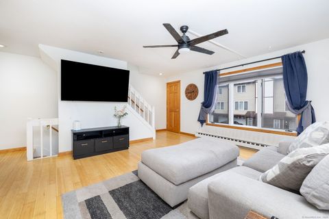 Tiny photo for 97 Dallas Avenue #APT A4, Plainville, CT 06062 (MLS # 24133541)