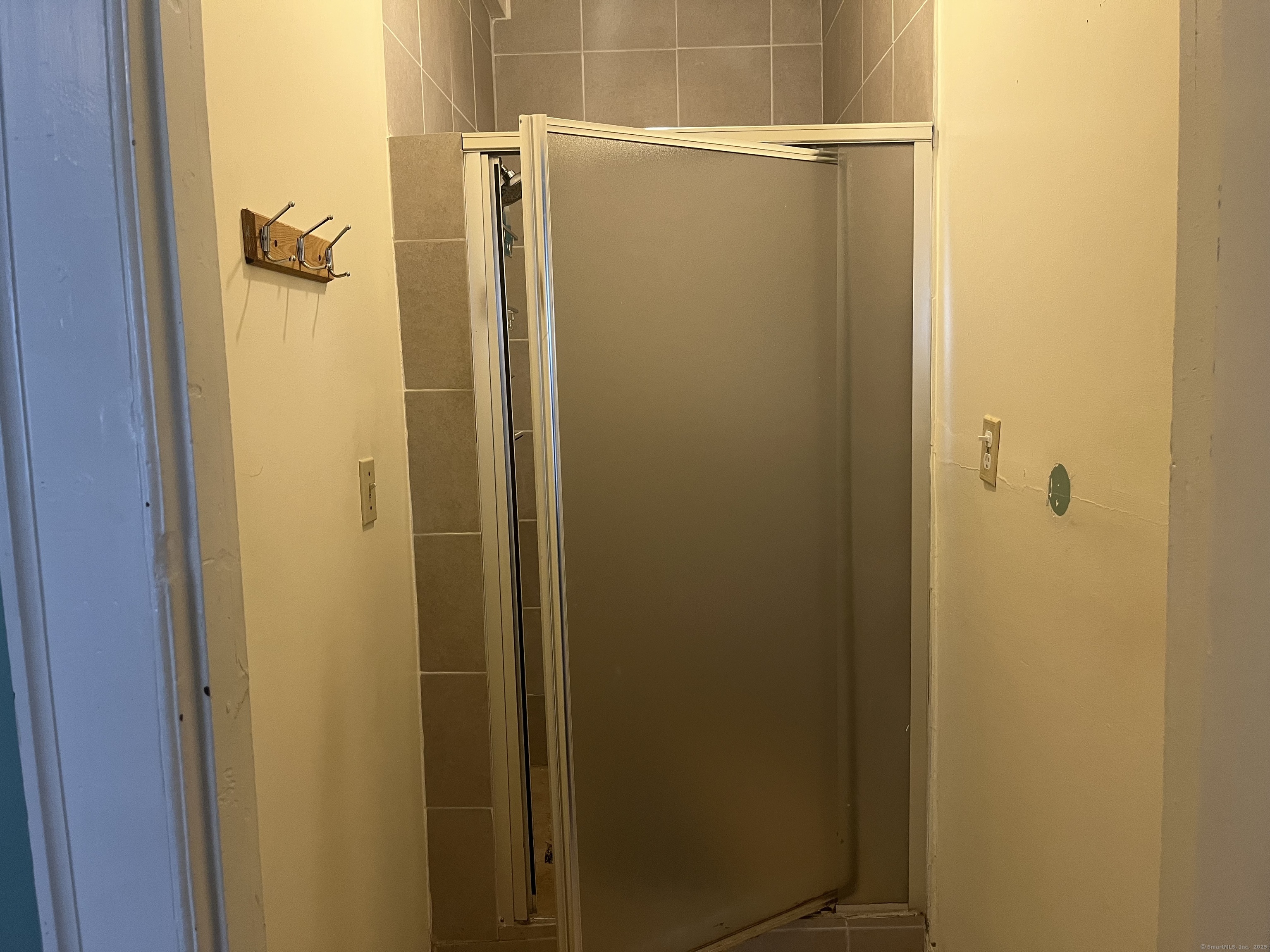 9 Hickory Street, Meriden, Connecticut image 13