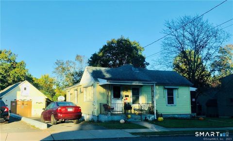 Photo of 16 Homestead Street, Manchester, CT 06042 (MLS # 24192751)