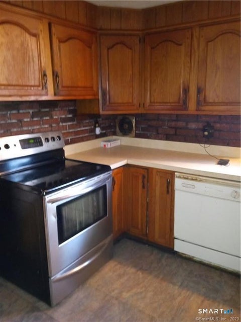 Tiny photo for 16 Homestead Street, Manchester, CT 06042 (MLS # 24192751)