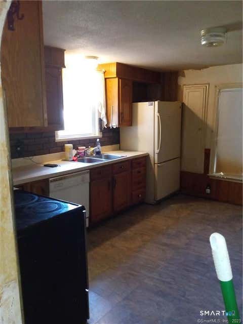 Tiny photo for 16 Homestead Street, Manchester, CT 06042 (MLS # 24192751)
