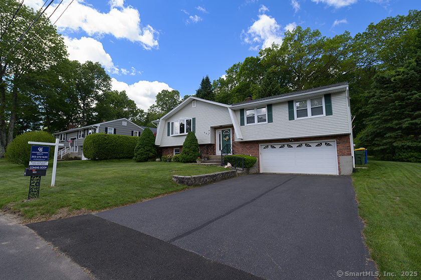 201 Crest Street, Waterbury, Connecticut image 2