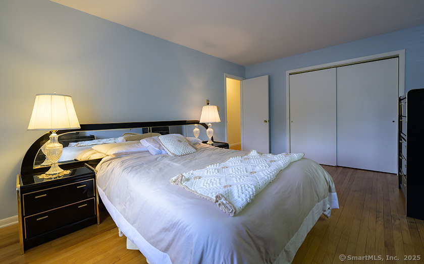 201 Crest Street, Waterbury, Connecticut image 11