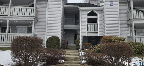 Photo of 90 Crown Knoll Court, Groton, CT 06340 (MLS # 24147785)