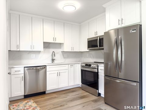 Tiny photo for 63 Glen Ridge Court #63, New Milford, CT 06776 (MLS # 24171052)