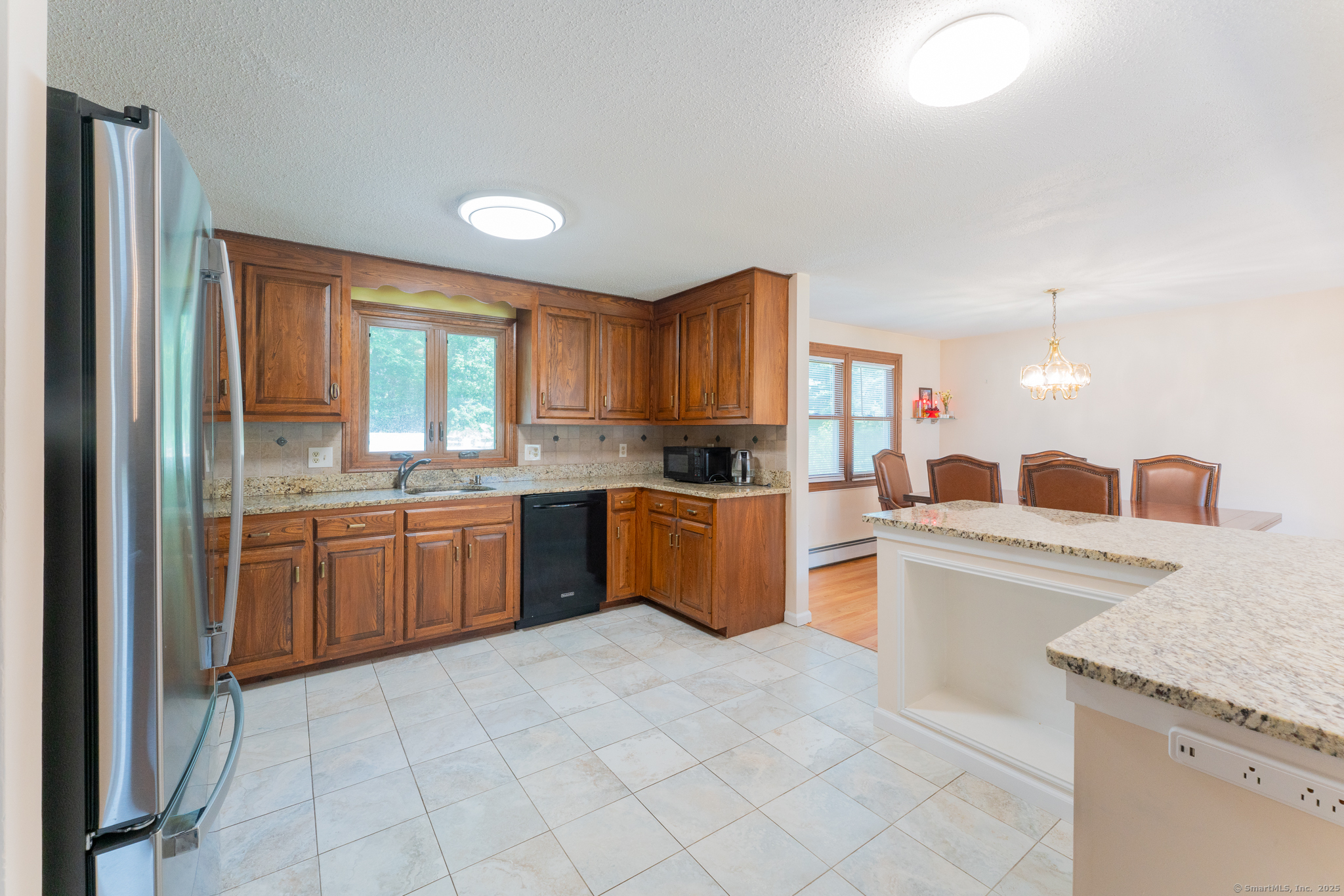 South Windsor, Connecticut 06074, United States, 4 Bedrooms Bedrooms, ,3 BathroomsBathrooms,Residential,Active,186519