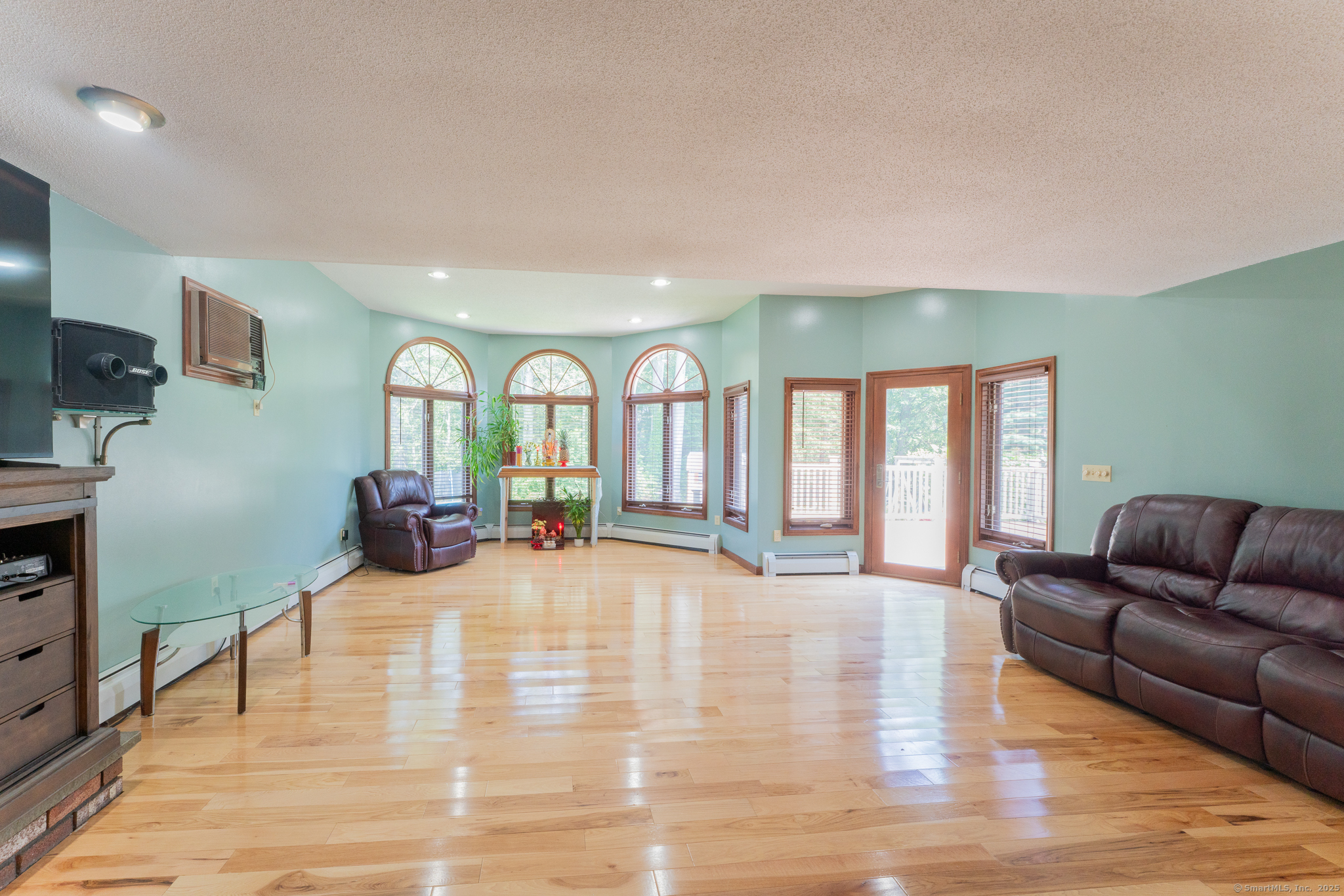 South Windsor, Connecticut 06074, United States, 4 Bedrooms Bedrooms, ,3 BathroomsBathrooms,Residential,Active,186519