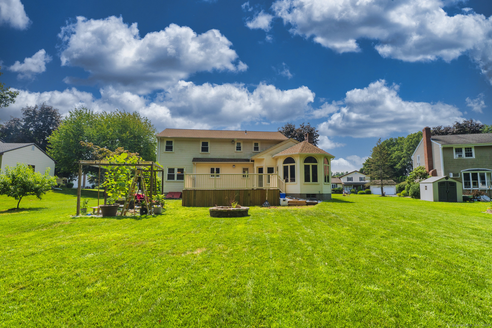 South Windsor, Connecticut 06074, United States, 4 Bedrooms Bedrooms, ,3 BathroomsBathrooms,Residential,Active,186519