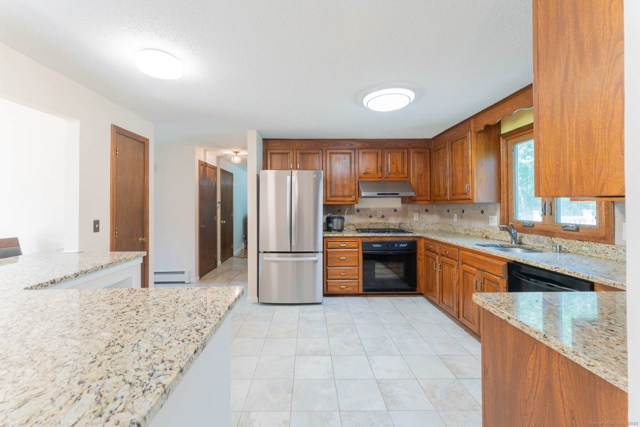 South Windsor, Connecticut 06074, United States, 4 Bedrooms Bedrooms, ,3 BathroomsBathrooms,Residential,Active,186519