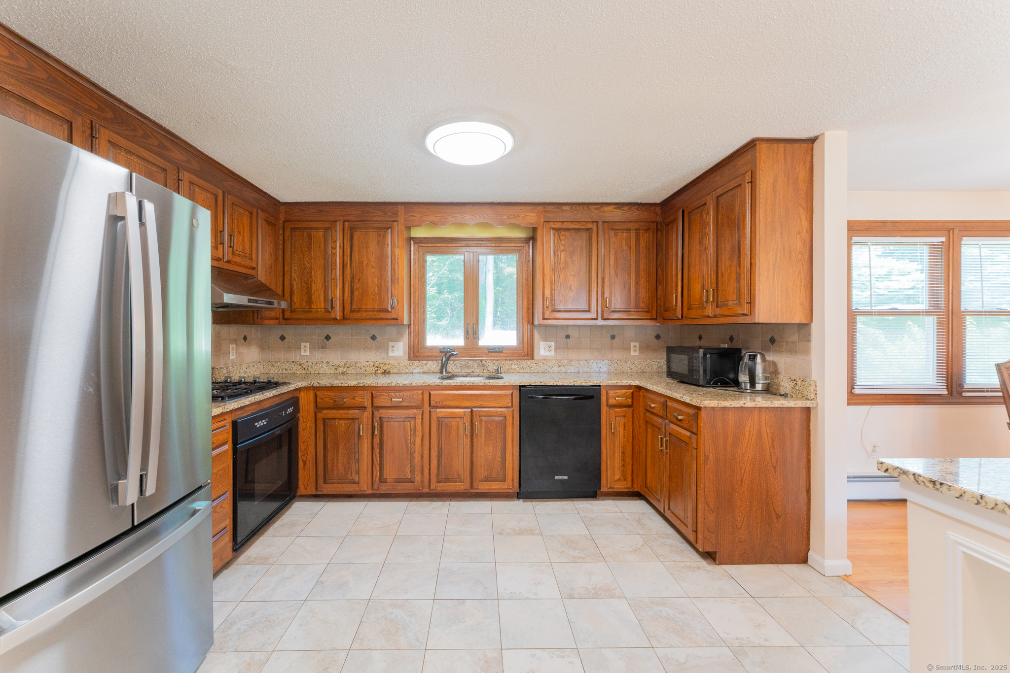 South Windsor, Connecticut 06074, United States, 4 Bedrooms Bedrooms, ,3 BathroomsBathrooms,Residential,Active,186519