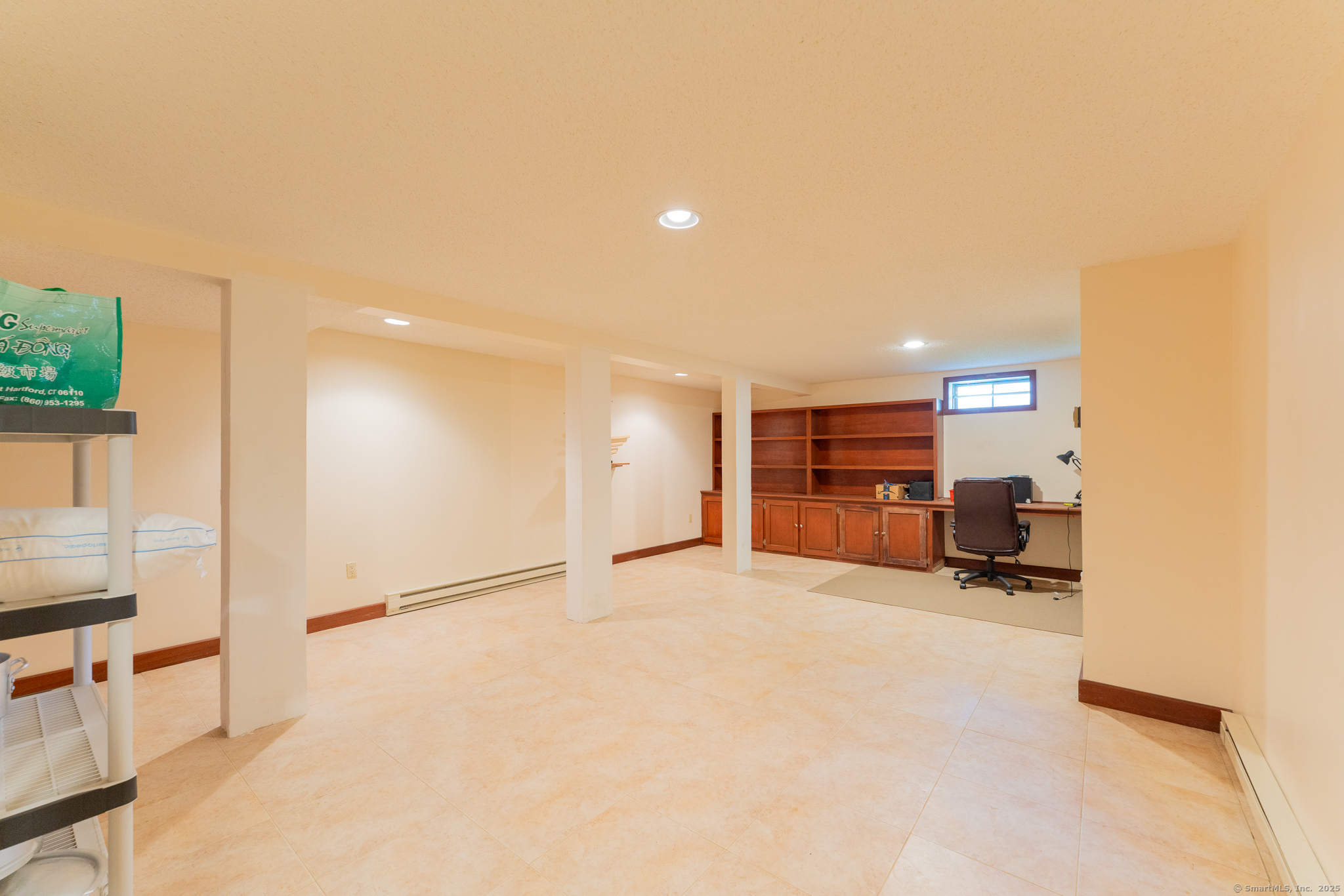 South Windsor, Connecticut 06074, United States, 4 Bedrooms Bedrooms, ,3 BathroomsBathrooms,Residential,Active,186519