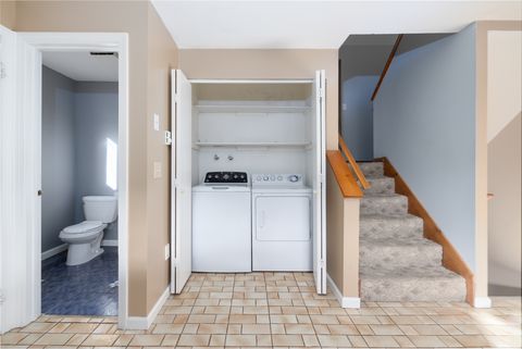 Tiny photo for 39 Farmington Avenue #B4, Plainville, CT 06062 (MLS # 24139604)