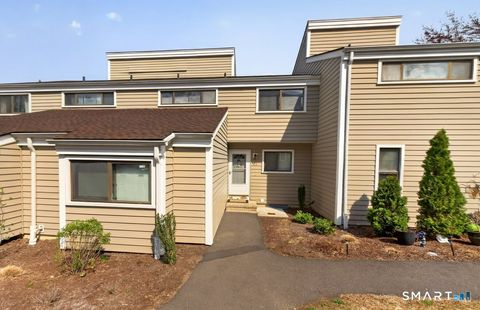 Photo of 62 Monticello Drive #62, Branford, CT 06405 (MLS # 24163262)