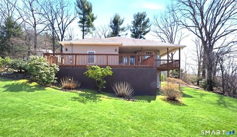 Photo of 81 Lakeview Heights, Tolland, CT 06084 (MLS # 24166524)