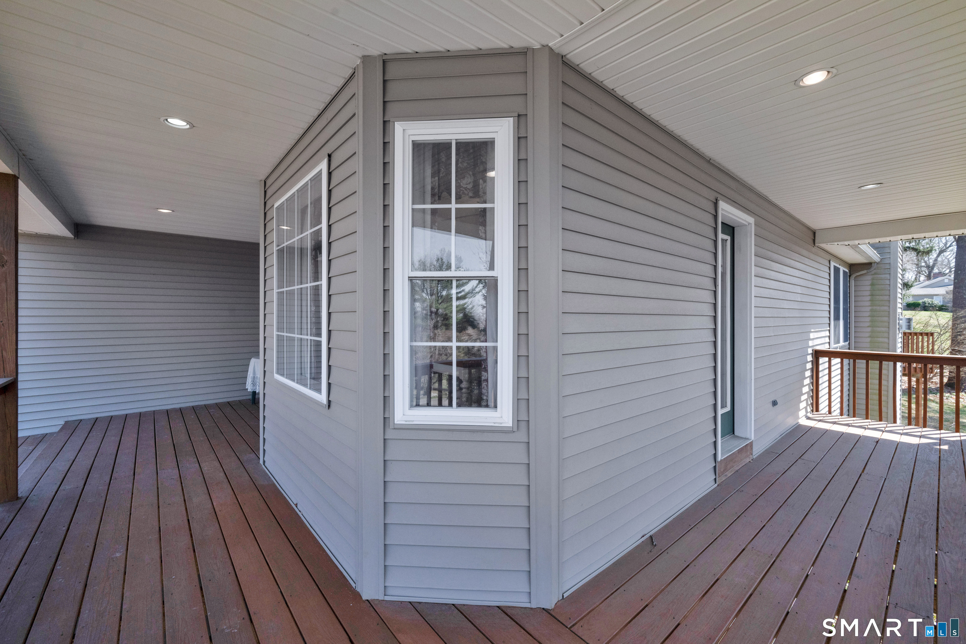81 Lakeview Heights